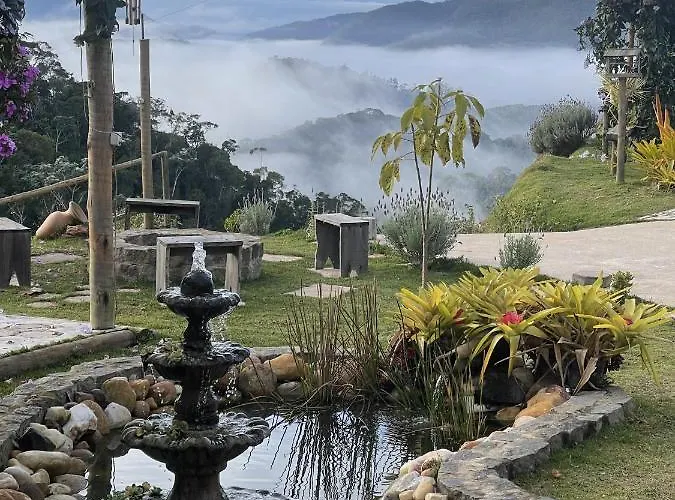 Estância Shangri-La Santa Teresa 